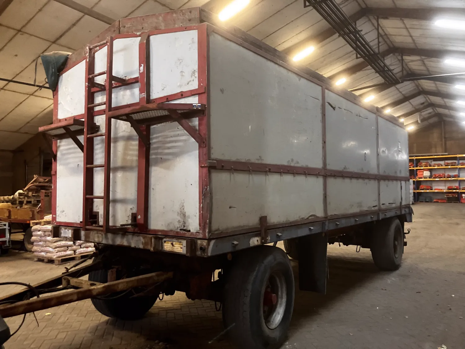 Aardappel/uien onderlosser Groenewegen - 17000 kg