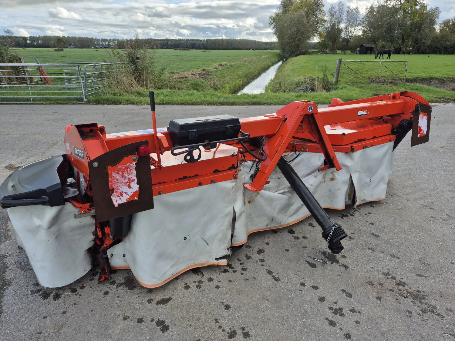 Cositoare cu discuri Kuhn GMD 310 - Anul 2018