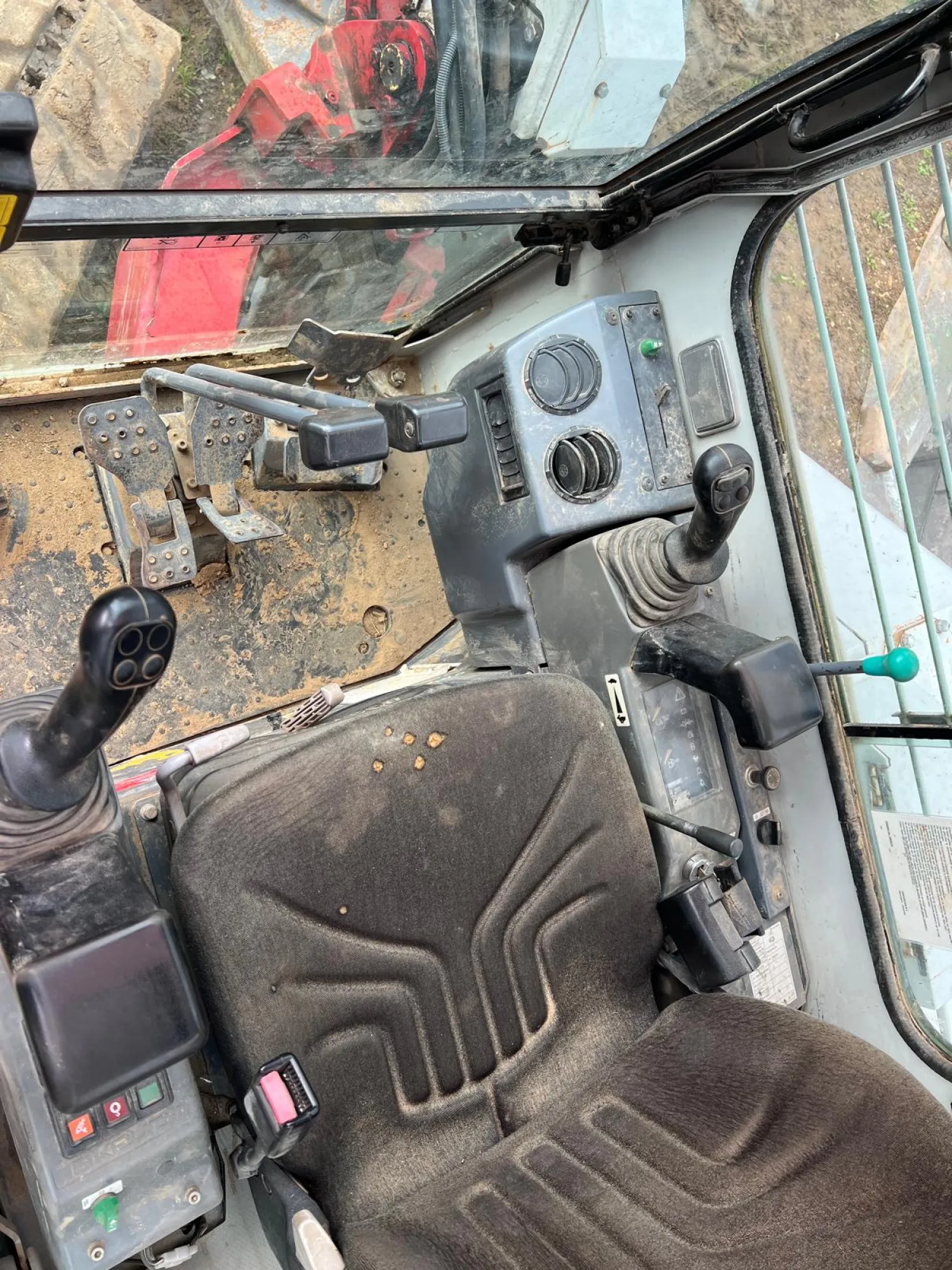 Takeuchi TB153FR minigraver te koop | Graafmachine