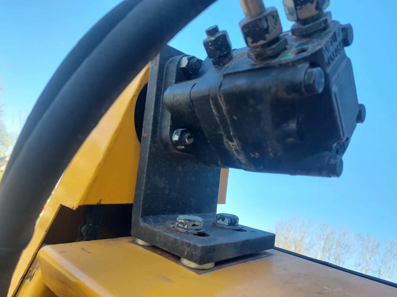 Climax Hoekman Onderlosband | 240x80cm | Bouwjaar 2003