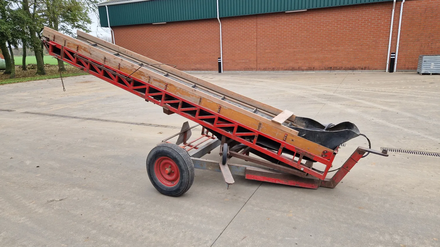 Transportband - 4,6m - Hydraulisch aangedreven