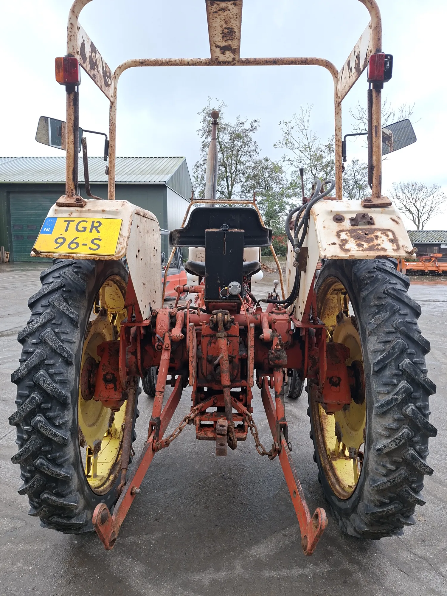 Трактор David Brown 995 - Надежден употребяван трактор