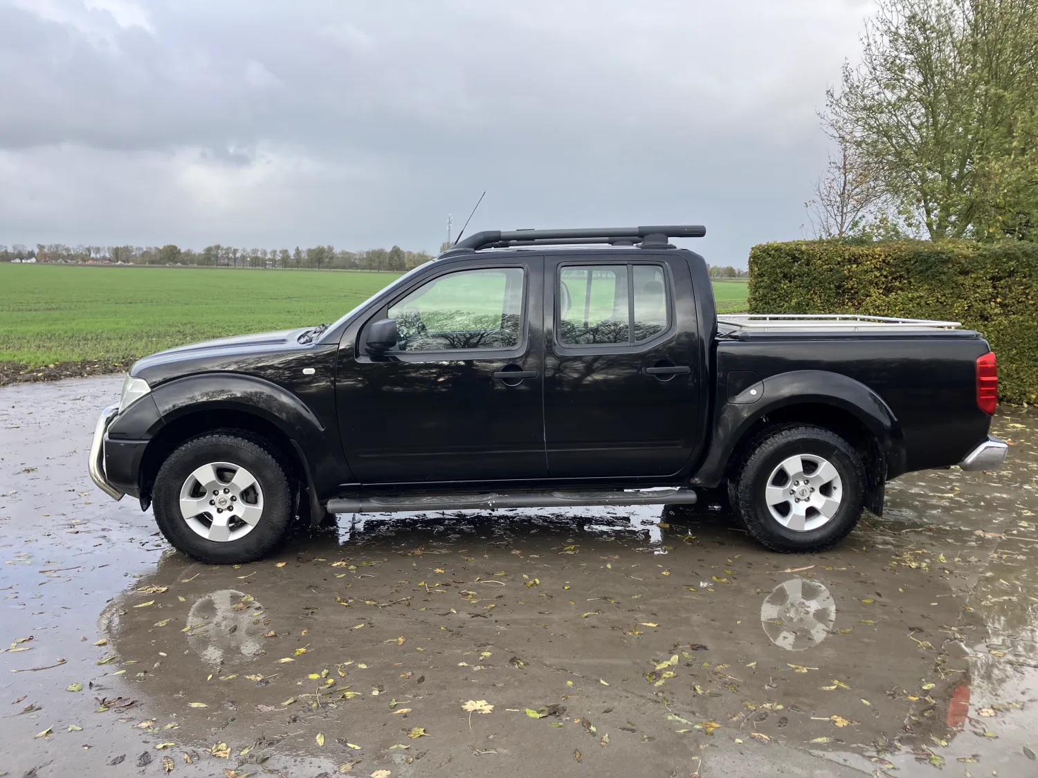 Nissan Navara 2.5 DCI 4x4 Automaat - 2008 - Grijs Kenteken