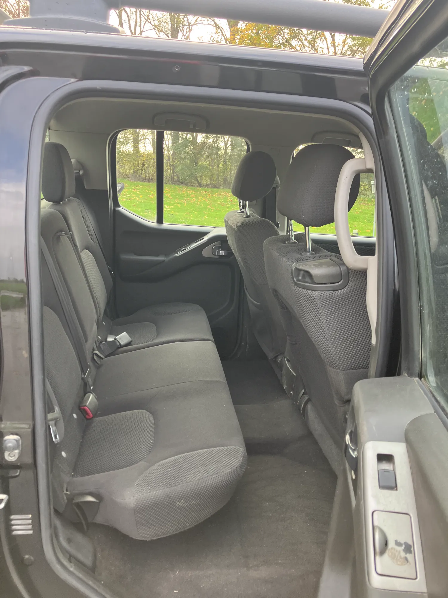 Nissan Navara 2.5 DCI 4x4 Automaat - 2008 - Grijs Kenteken