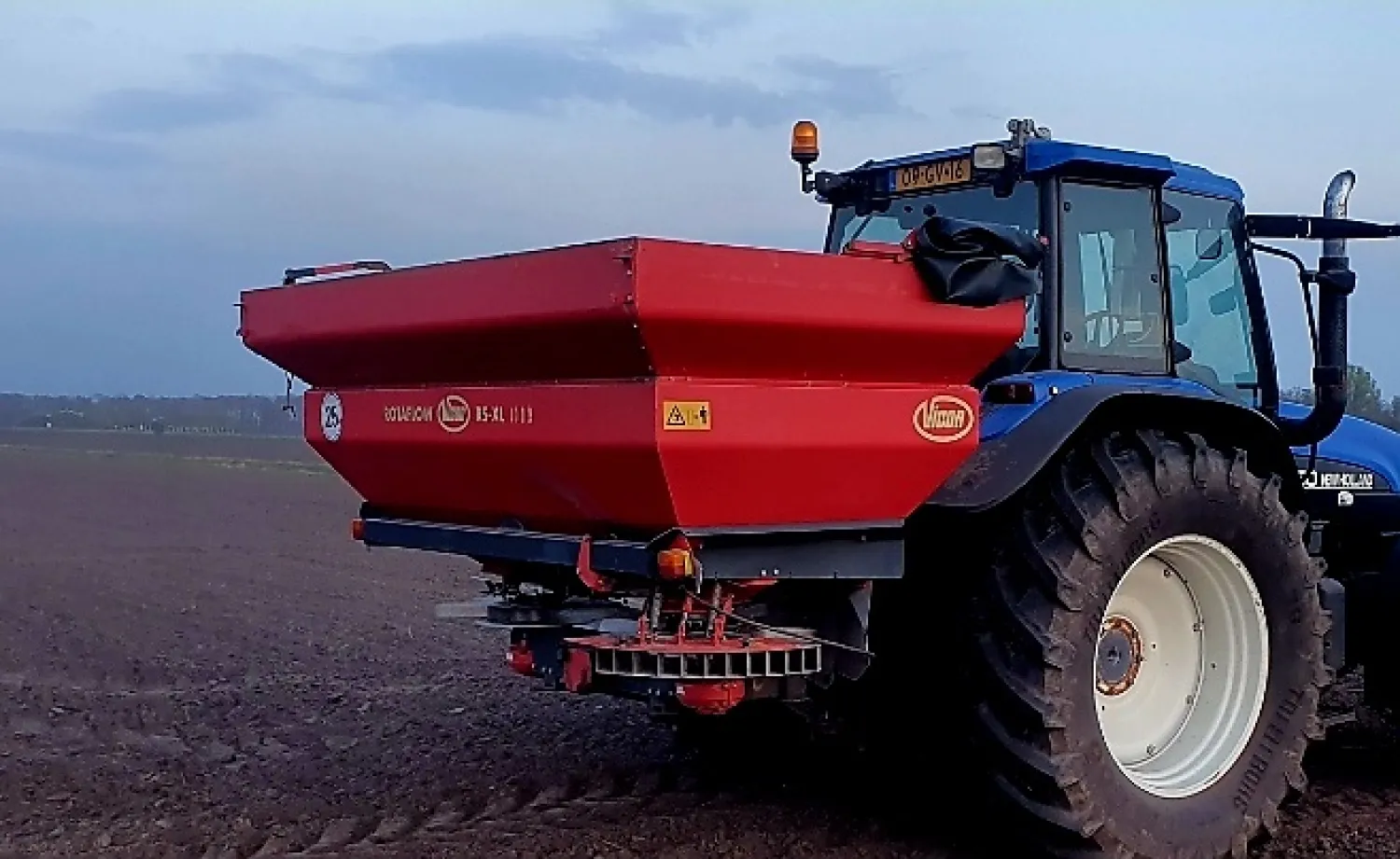 Vicon RO-XL Strooier 2008 - 3000L, Tot 45m breed