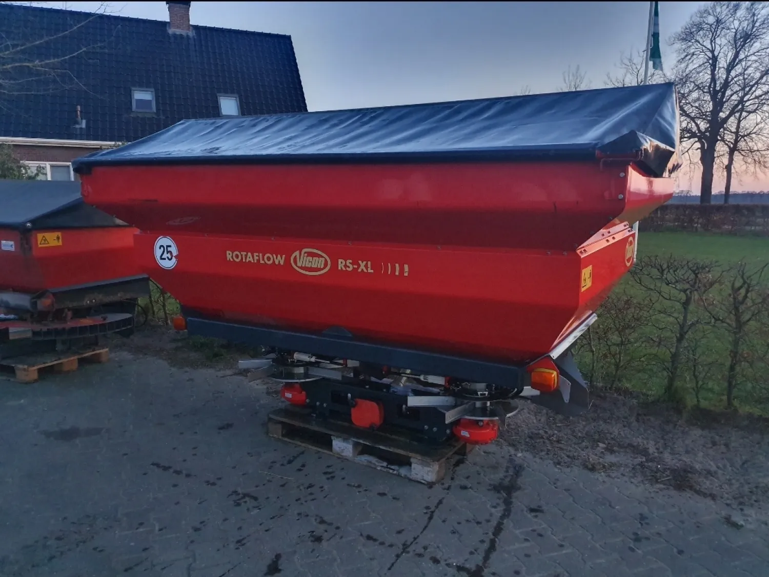 Vicon RO-XL Strooier 2008 - 3000L, Tot 45m breed
