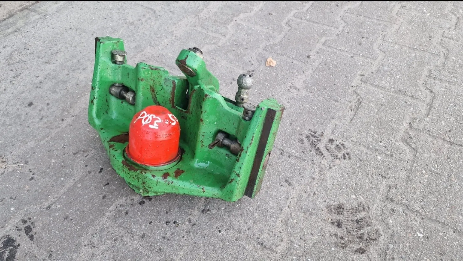 Съединител K80 топка - Sauermann - 390мм ширина - Като нов