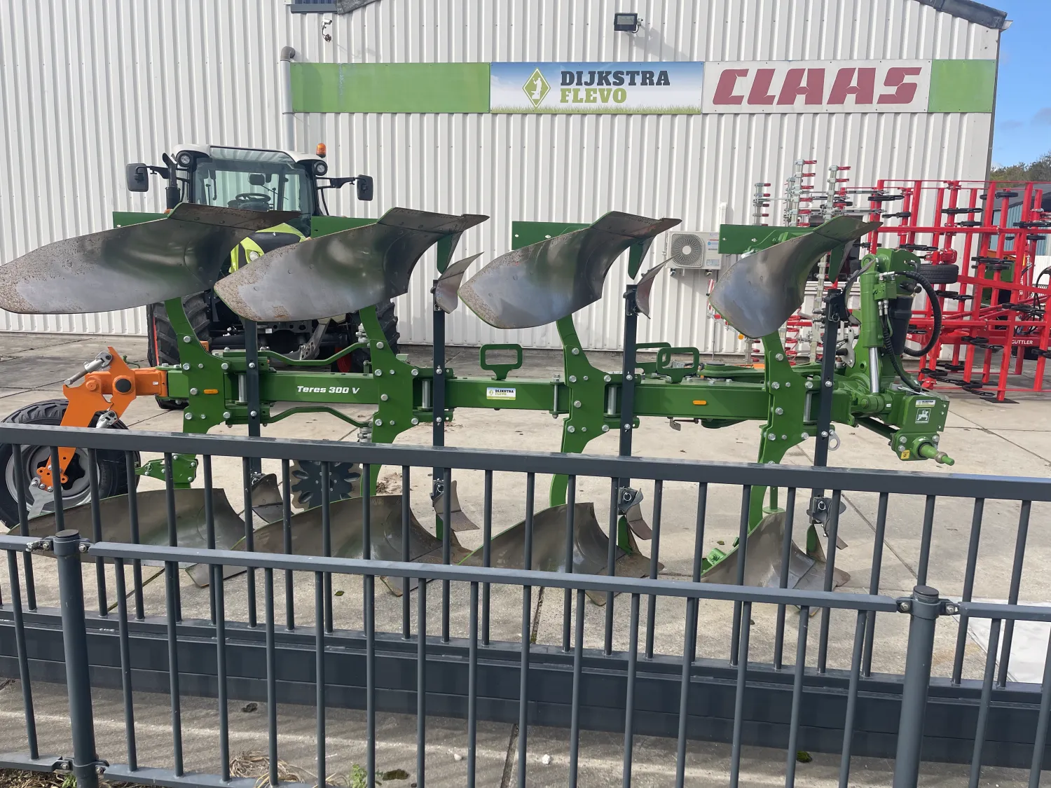 Nowy pług Amazone Teres 300V – Atrakcyjna cena!