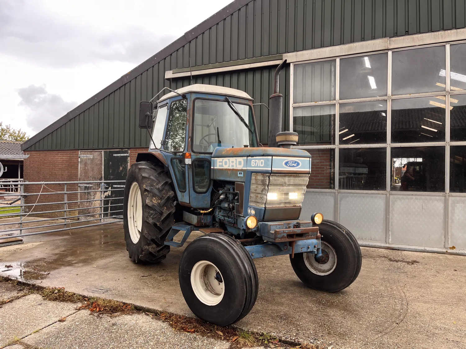Tractor Ford 6710 en venta - Potente y fiable