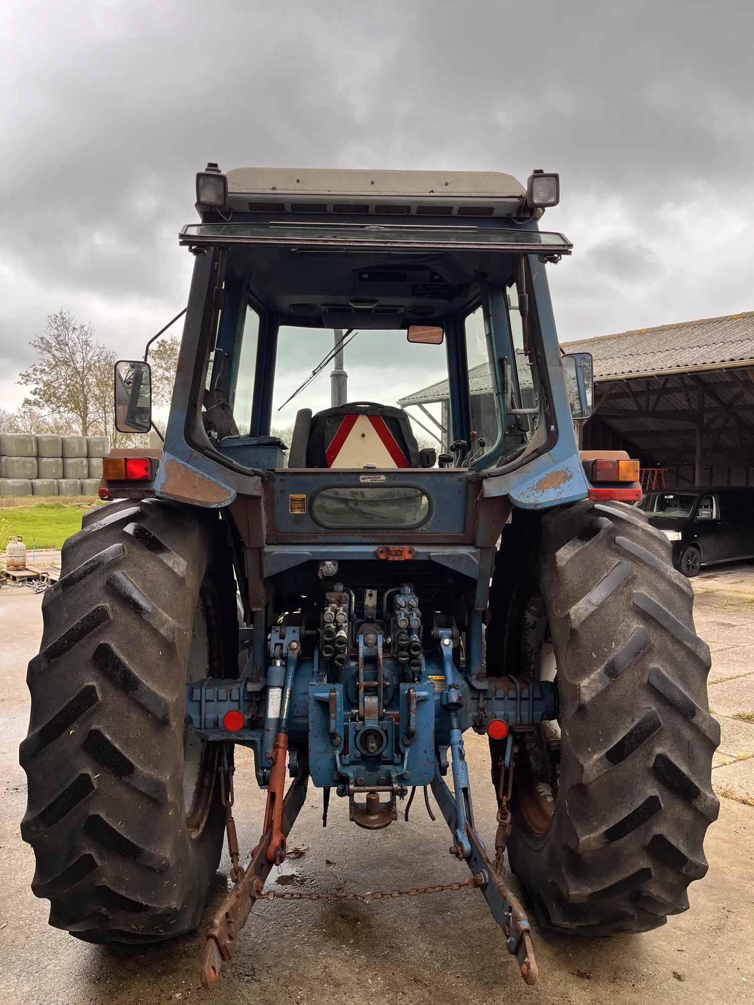 Tractor Ford 6710 en venta - Potente y fiable
