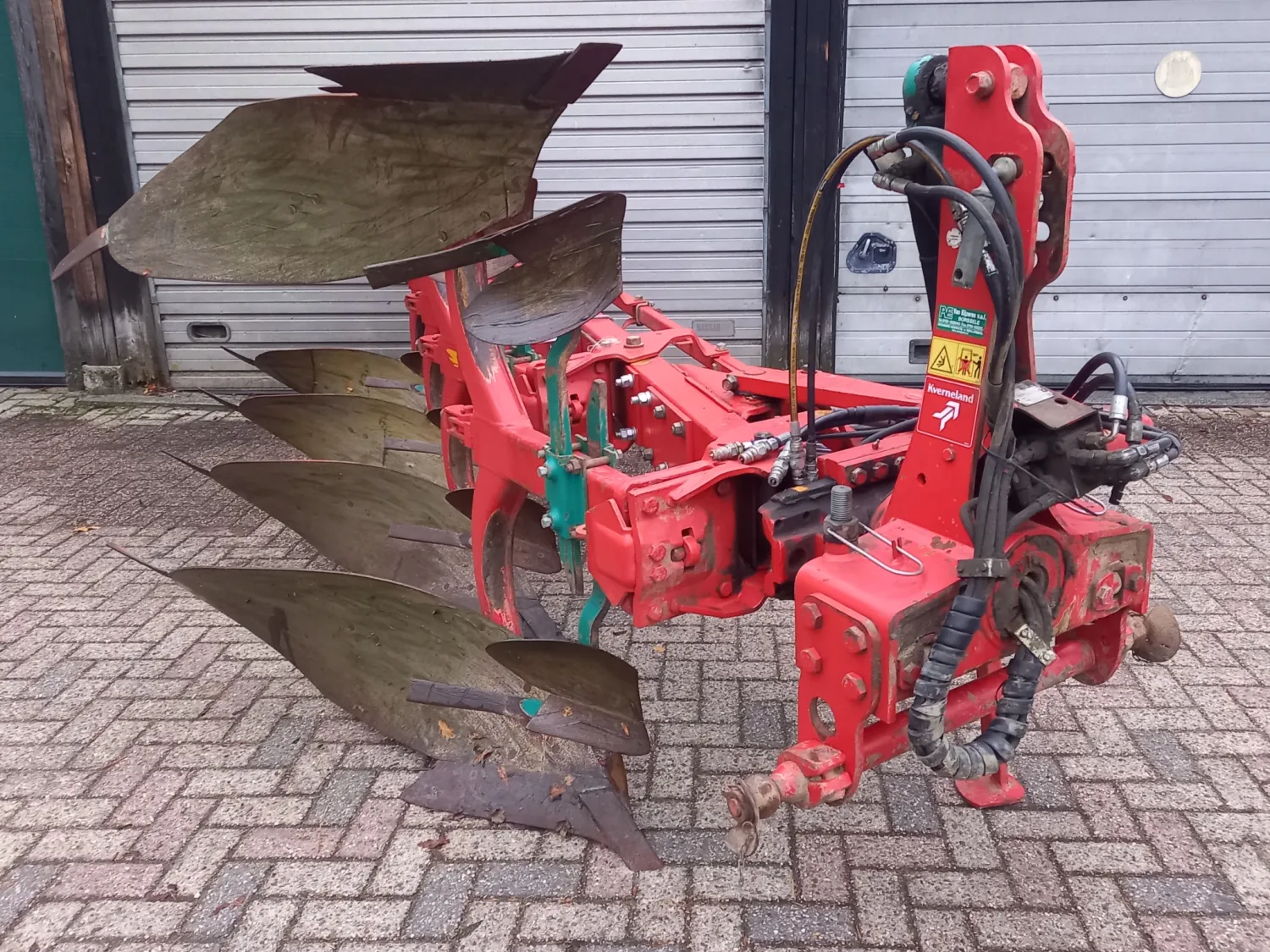 Pług Kverneland EG - 4 Skiby - Zmienna Szerokość