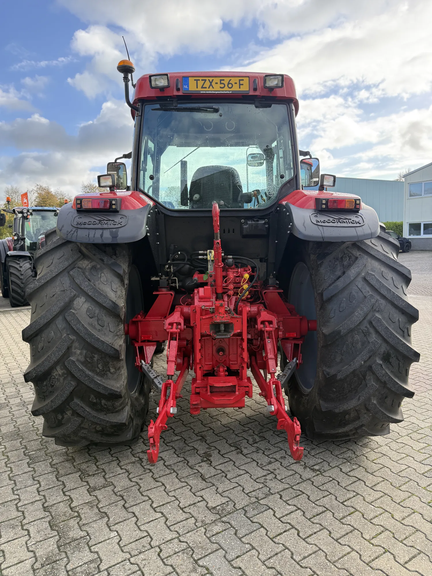 Tractor McCormick MTX 140, 2003, 145 CV - Listo para usar