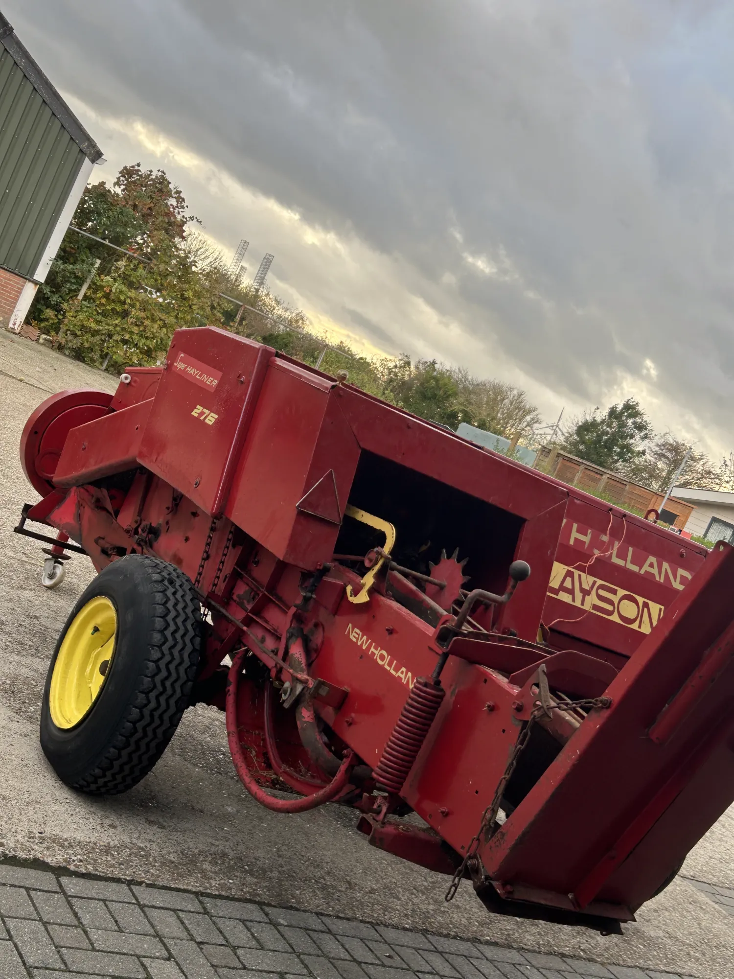 New Holland 276 Pers te koop | Hobby beëindiging