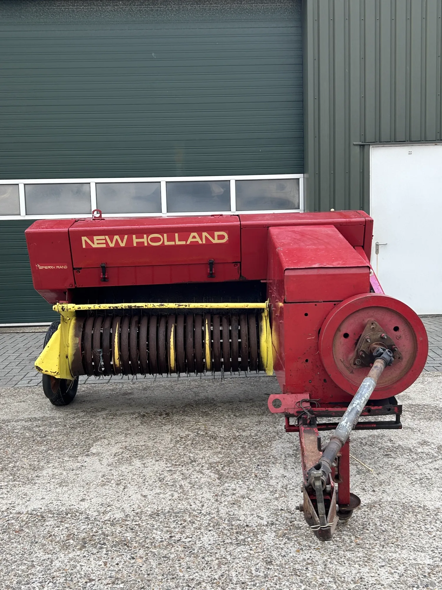 New Holland 276 Pers te koop | Hobby beëindiging