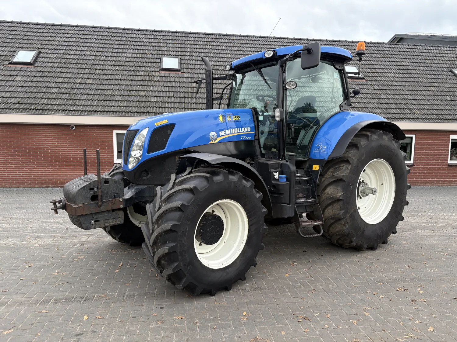 New Holland T7.220 PC - 2014, 8400 uur