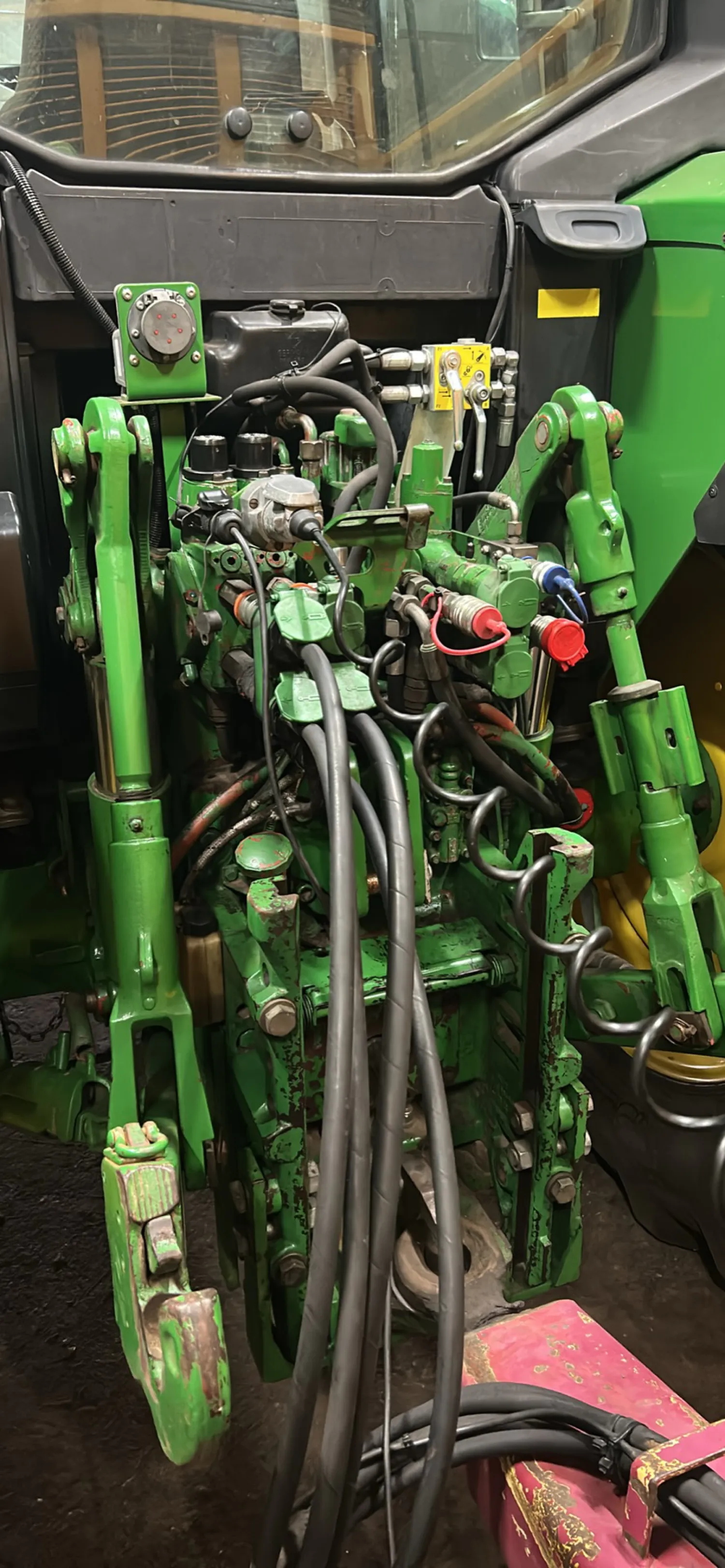 Tractor John Deere 6410 (2001) | 110 CV, Pocas horas