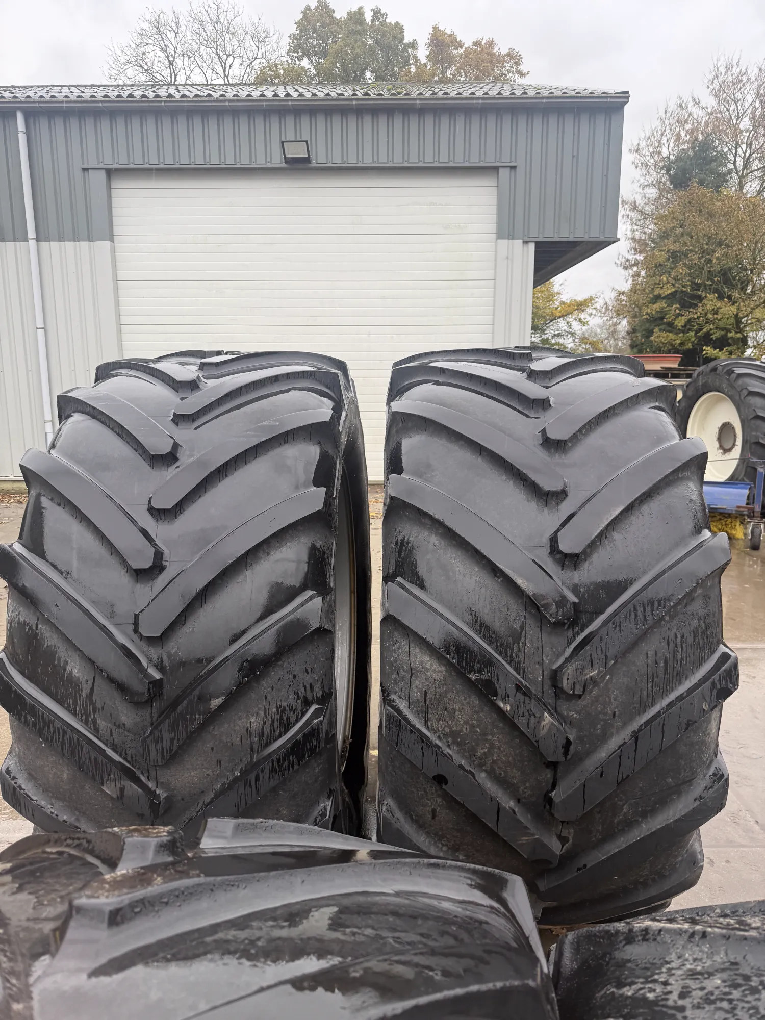 Neumáticos Michelin MachXbib en llantas - Fendt 724
