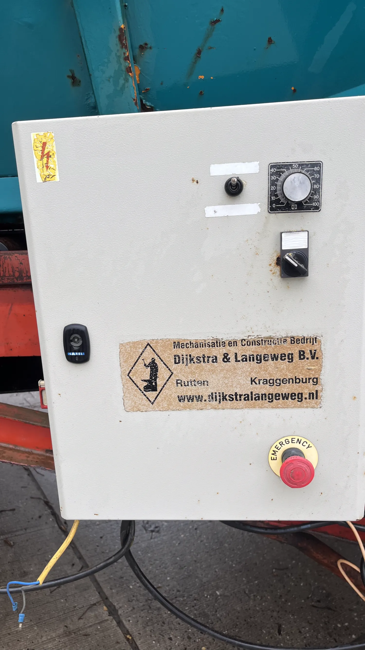 Miedema SB 60 stortbak met rollenset en afvoerbanden