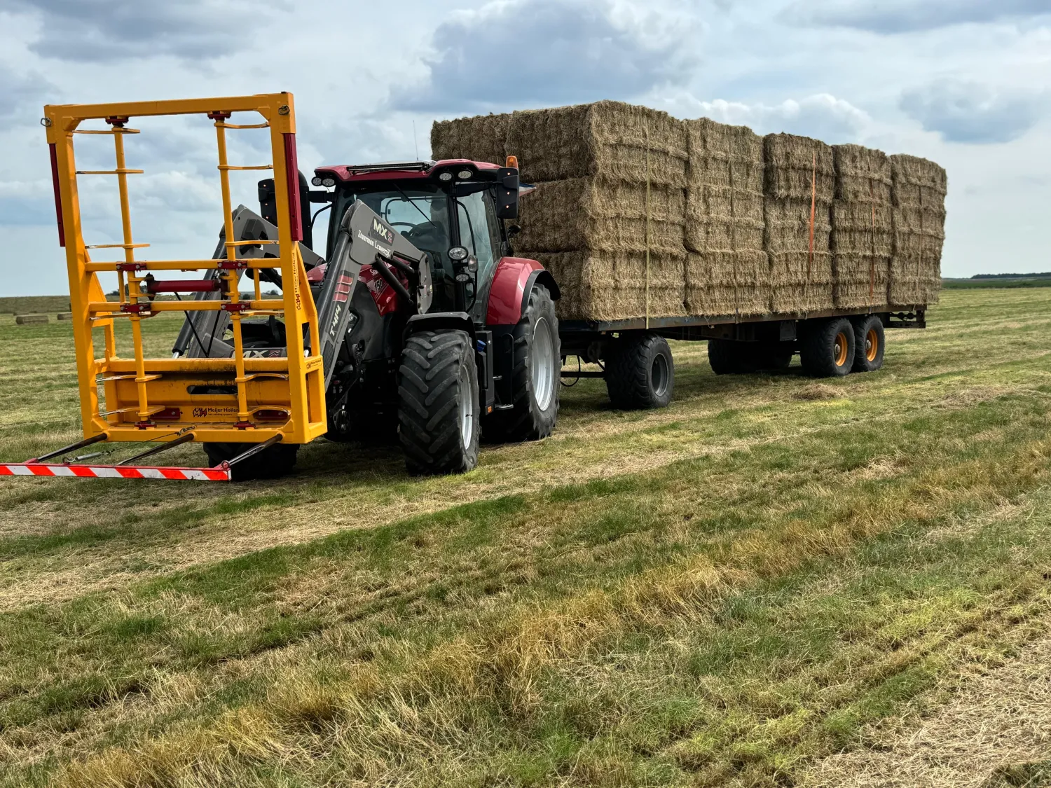 Stro, Hooi en Erwtenstro direct leverbaar | Topkwaliteit