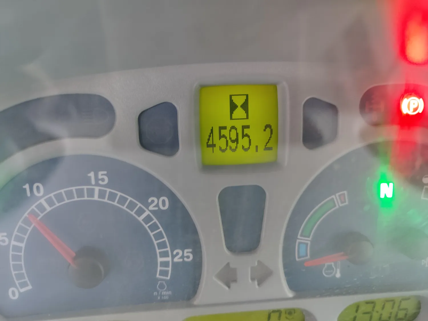 New Holland T6070 (2011) te koop | Akkerbouw trekker