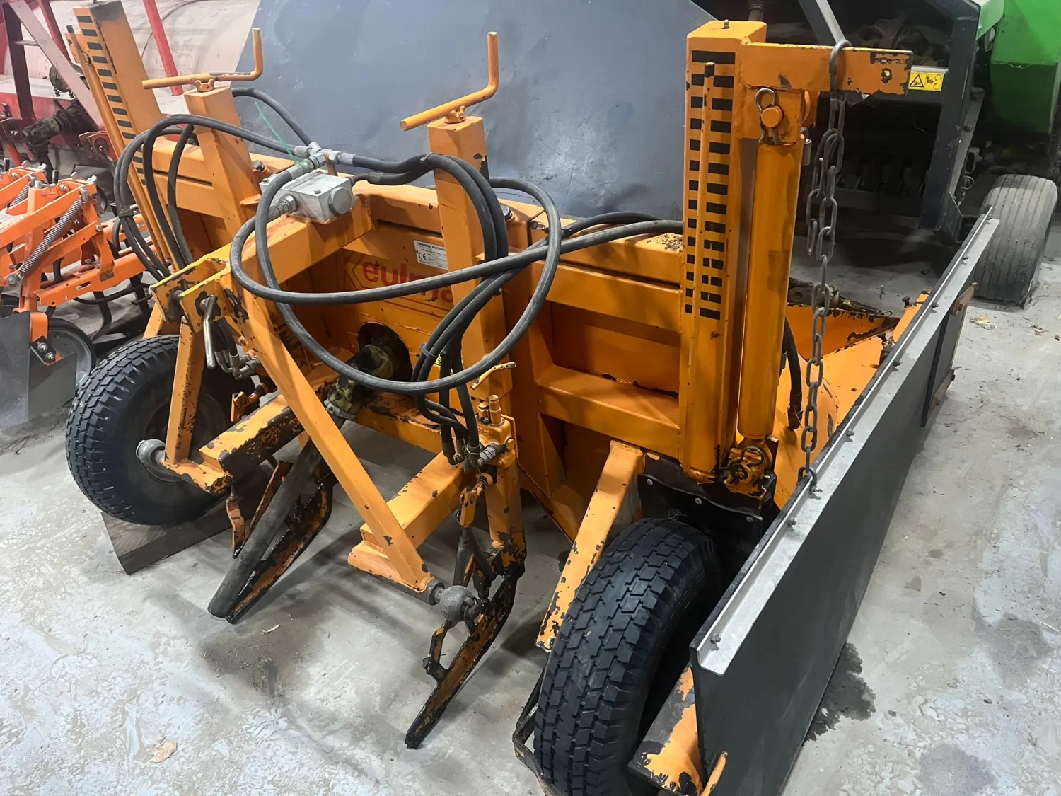 Keulmac Loofklapper te koop - Automatische diepteregeling - 2004