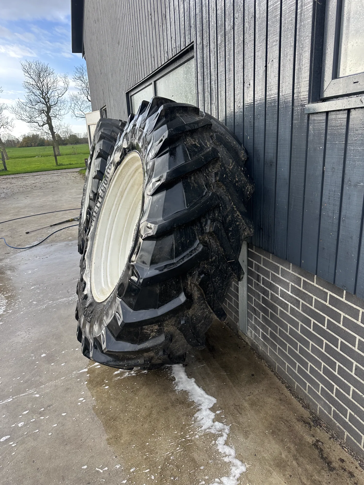 Neumáticos Trelleborg TM700 620/70R42 - New Holland