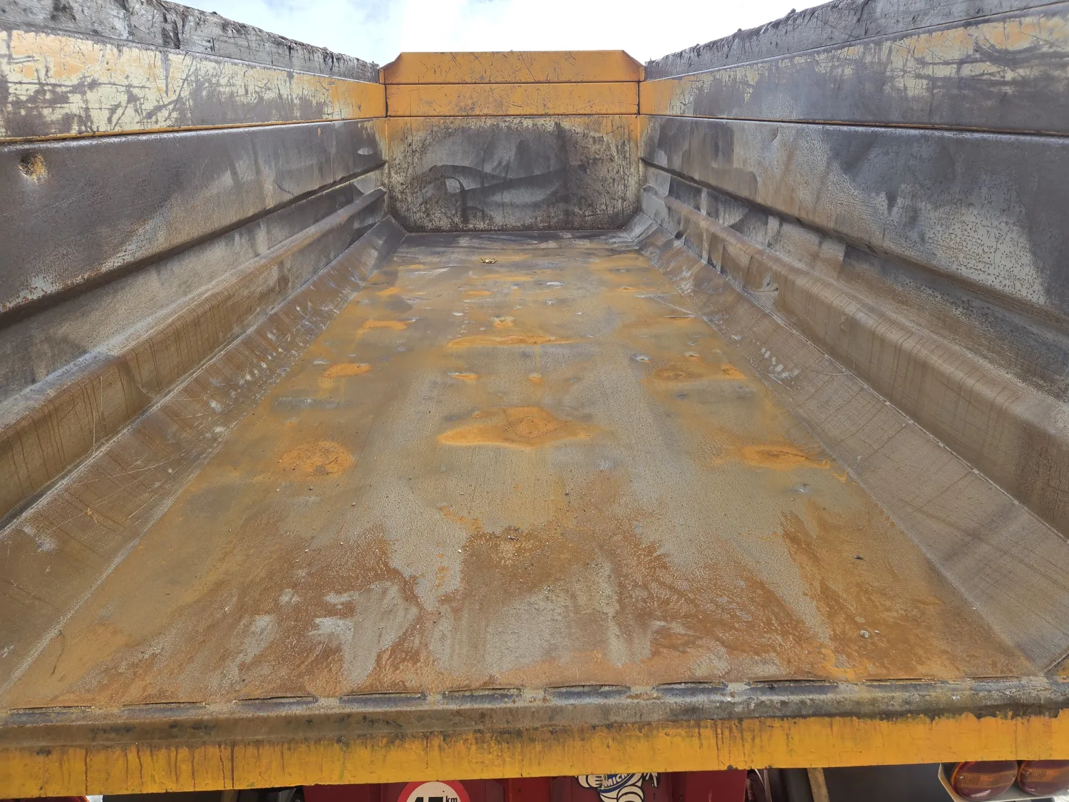 Veenhuis JVZK22000 Erdmulde / Kipper zu verkaufen