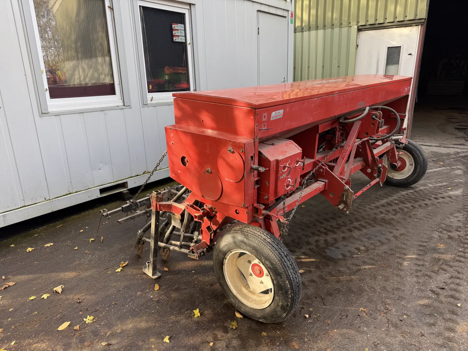 Saxonia Zaaimachine - 24 zaaipijpen - Nette staat