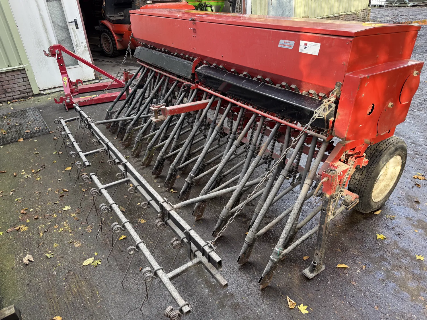 Saxonia Zaaimachine - 24 zaaipijpen - Nette staat