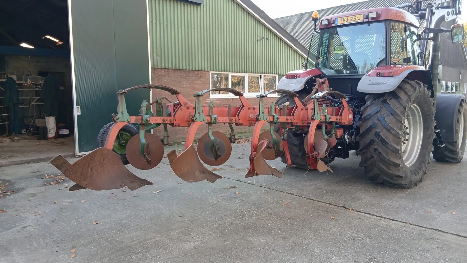 Kverneland 4-schaar ploeg | Tweedehands landbouwwerktuig