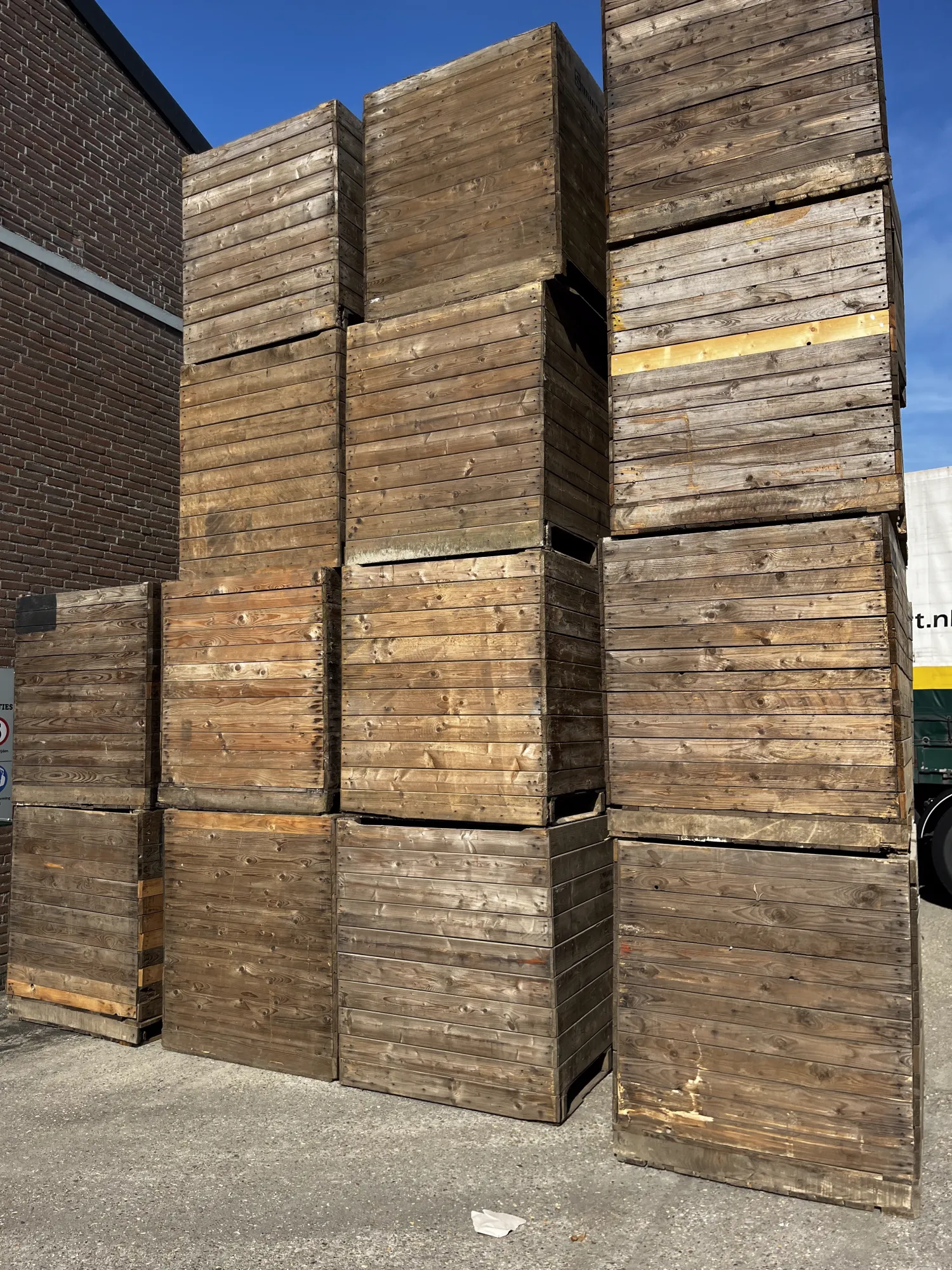 Paredes de secado y cajas en venta - Almacenamiento eficiente