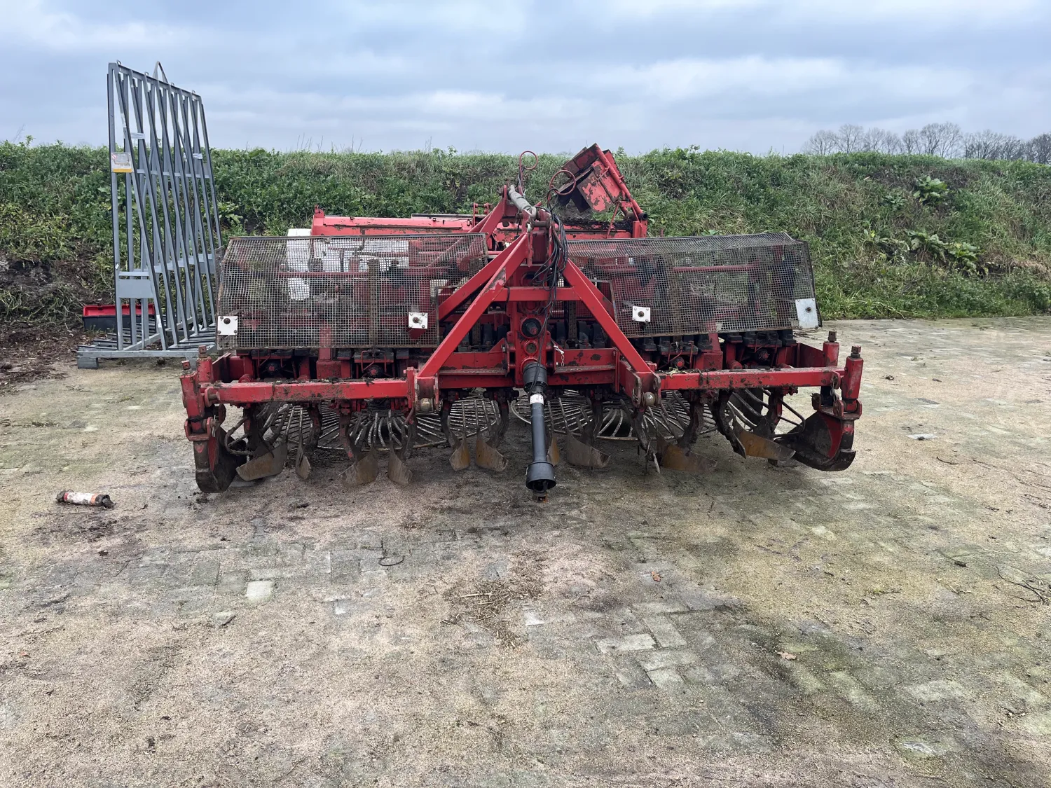 Gilles 2-fasen bietenrooier te koop - Goede staat