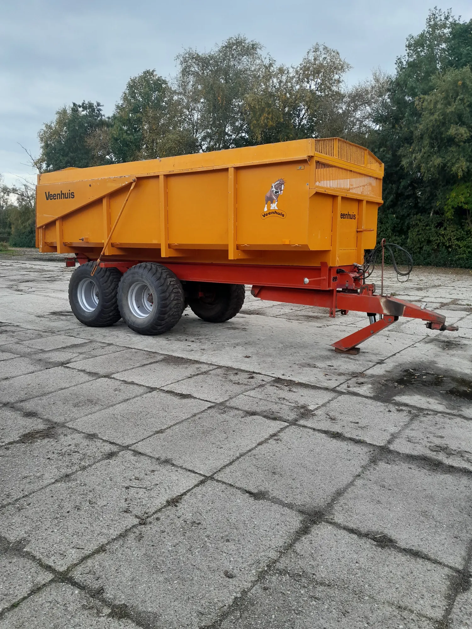 Veenhuis 1300 Kipper te Koop - Bouwjaar 1988