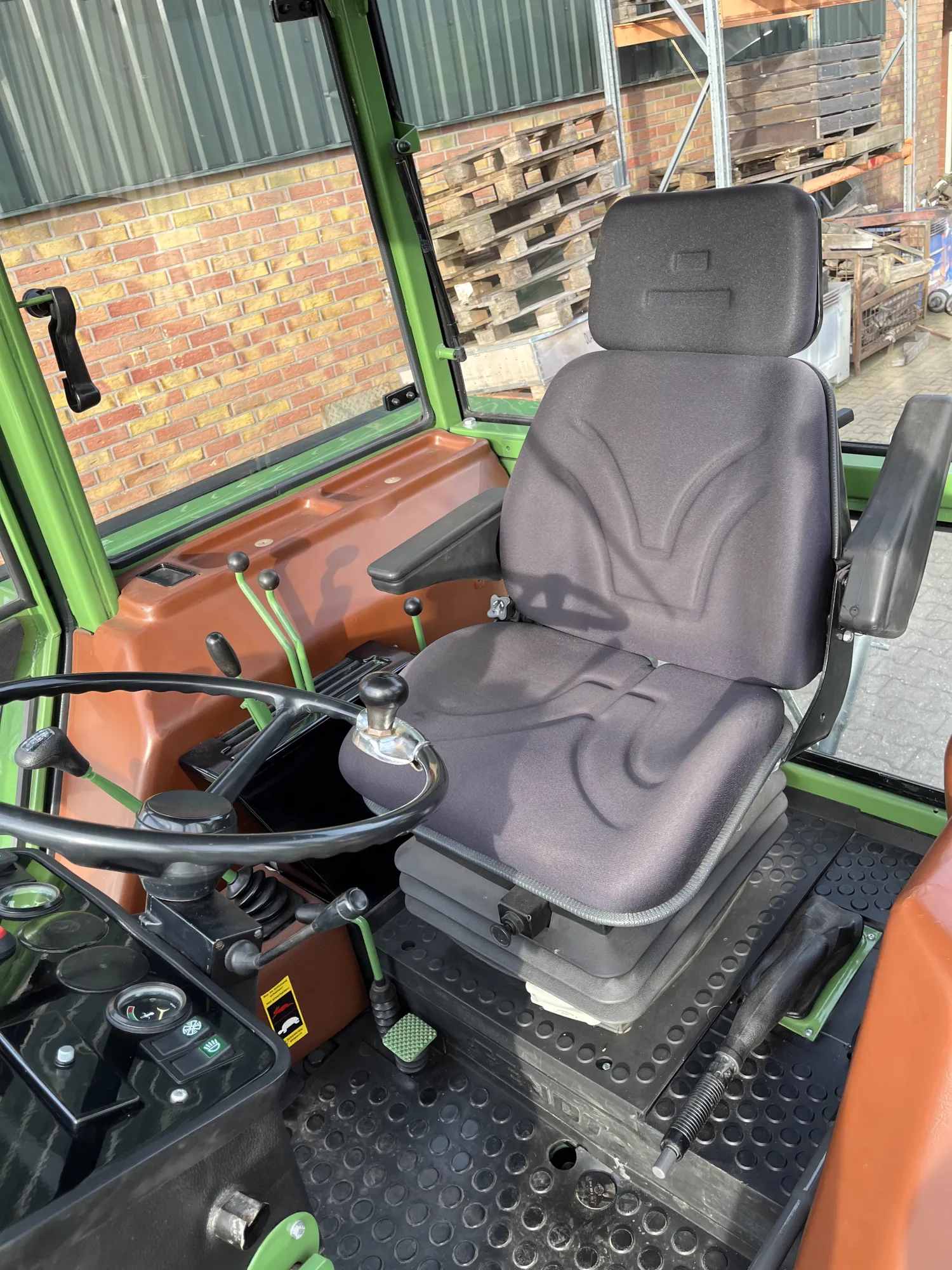Fendt 612 LS/LSA te koop: Gerestaureerd en in topconditie