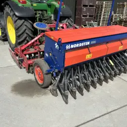 Сеялка Nordsten - 32 изхода - Втора употреба