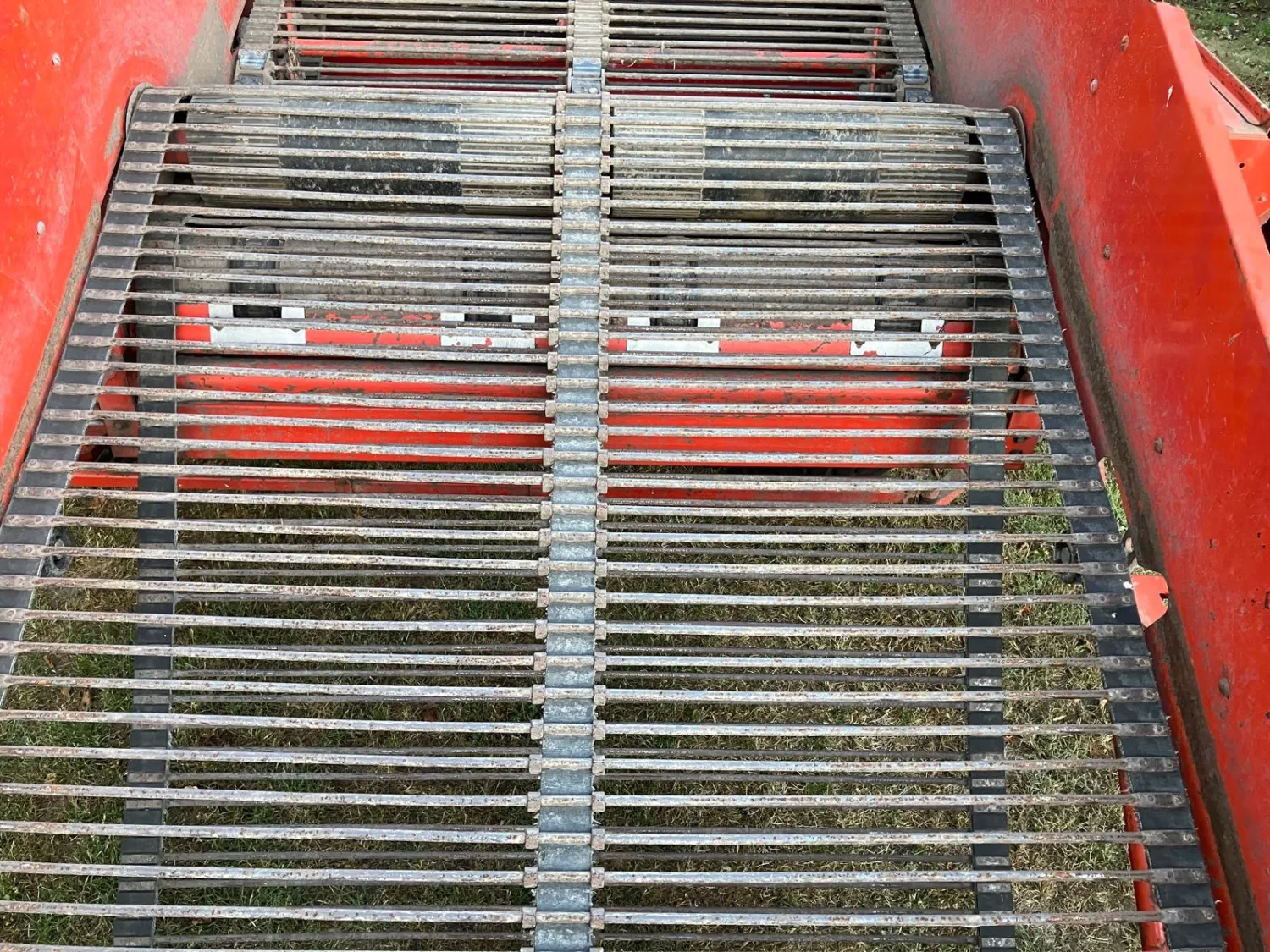 Cargador de cebollas Grimme DL 1500 a la venta | Banda de erizo