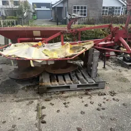 Cositoare rotativă 180 cm - În stare bună - 350 €