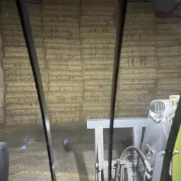 Слама в квадратни бали за продажба – Сухо съхранение