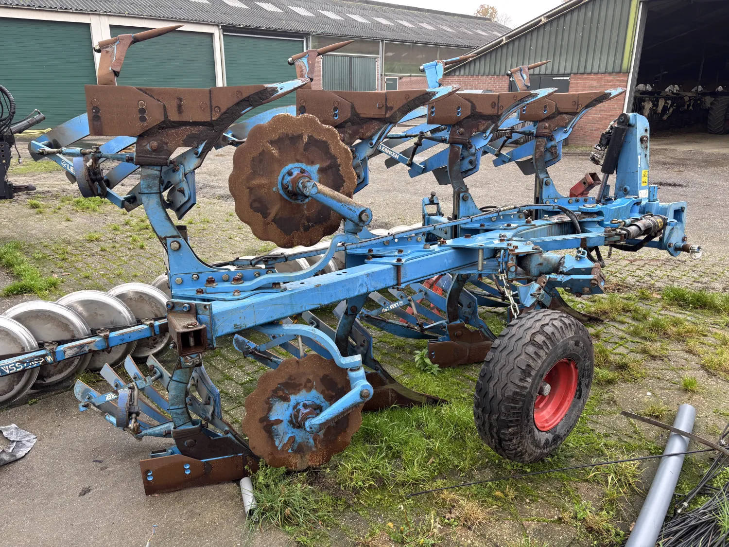 Плуг Lemken Europal 4-Корпусний (2011) з Ущільнювачем Борозни