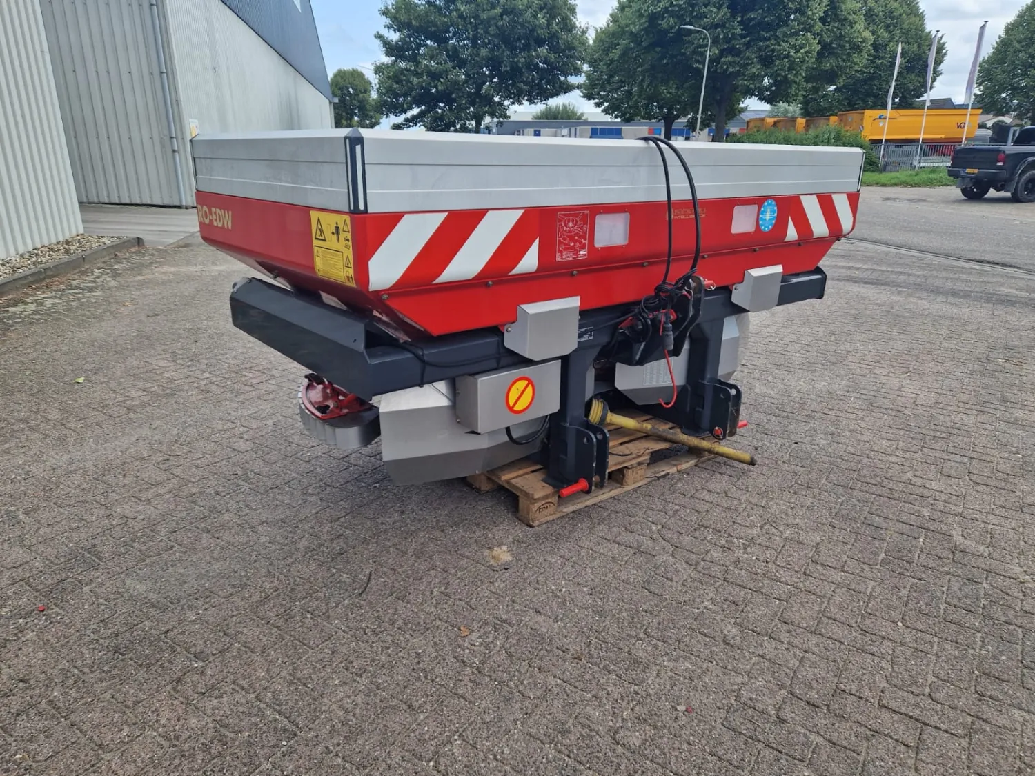 Vicon RO-EDW 2012 Spreder: 2000L, 54m, & ISOBUS