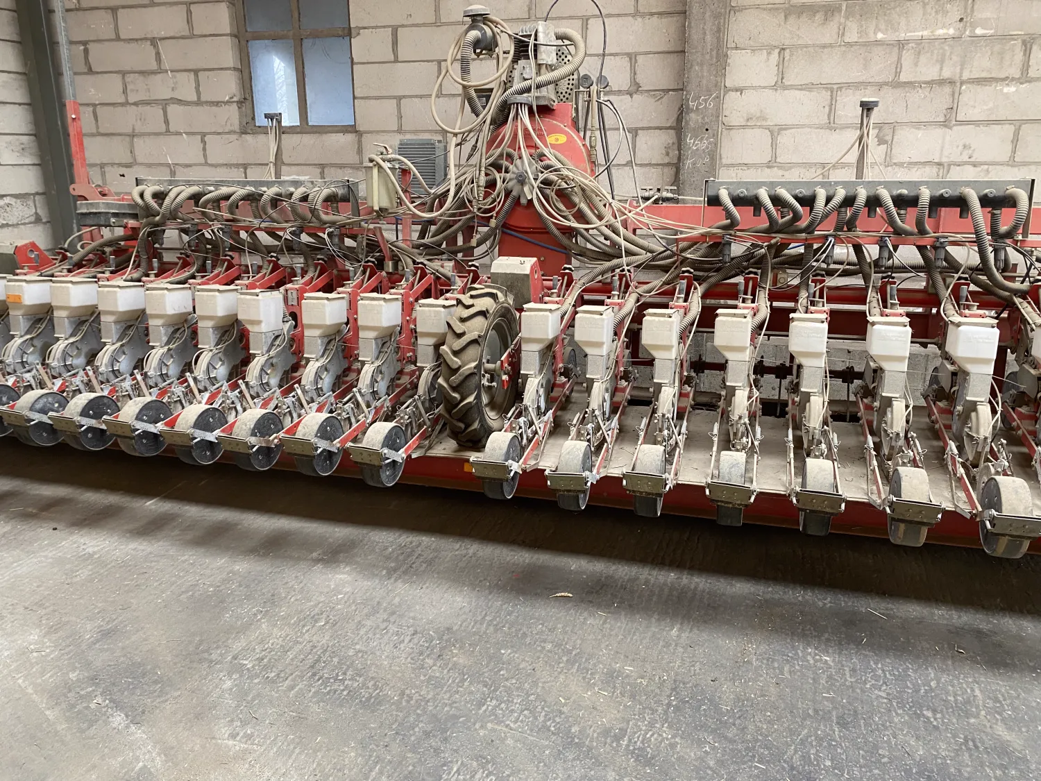 Сеялка за лук Agricola - 20 елемента, течно приложение