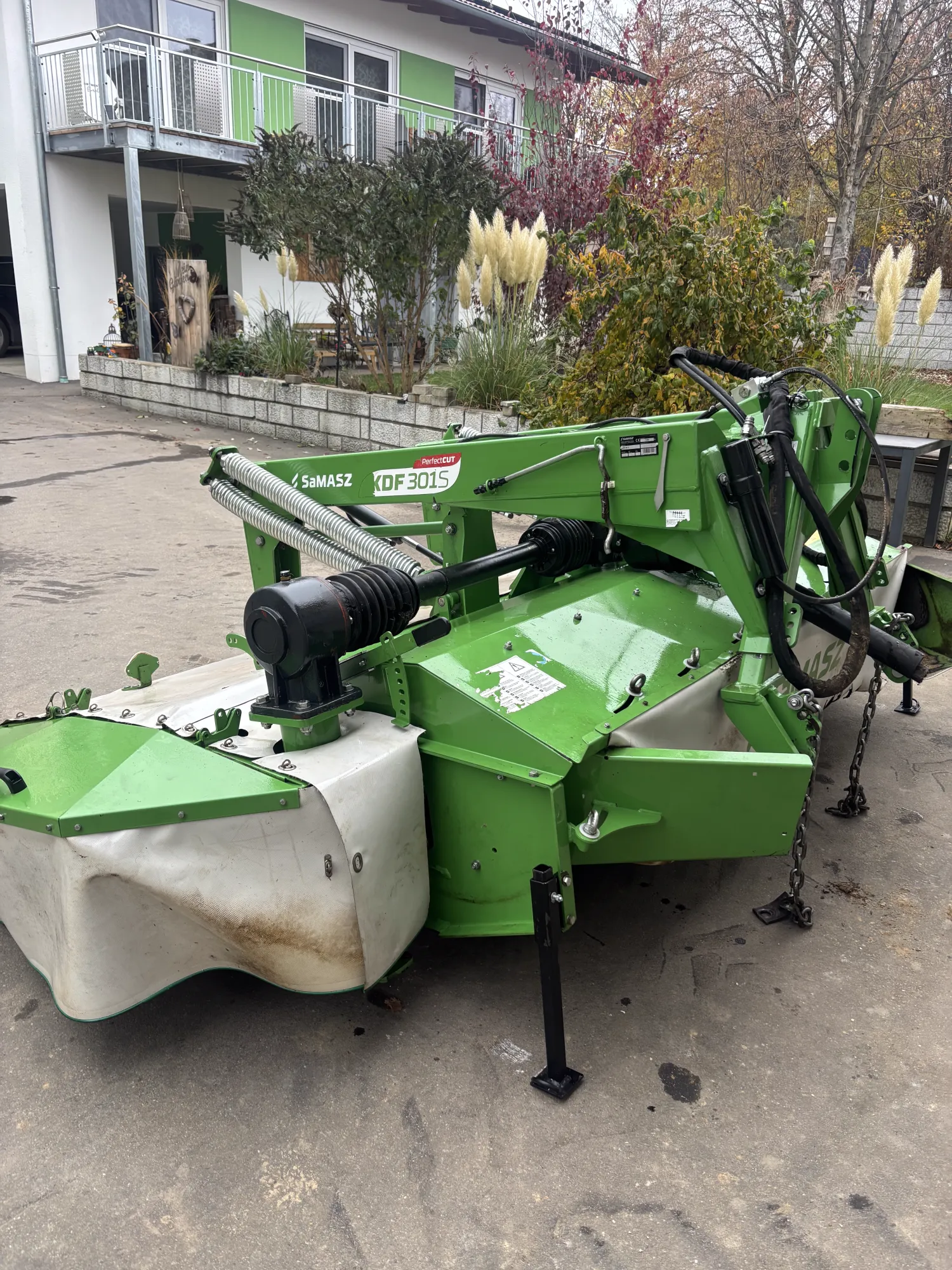 Samasz KDF 301S PerfektCut Front Mower | Farm Equipment