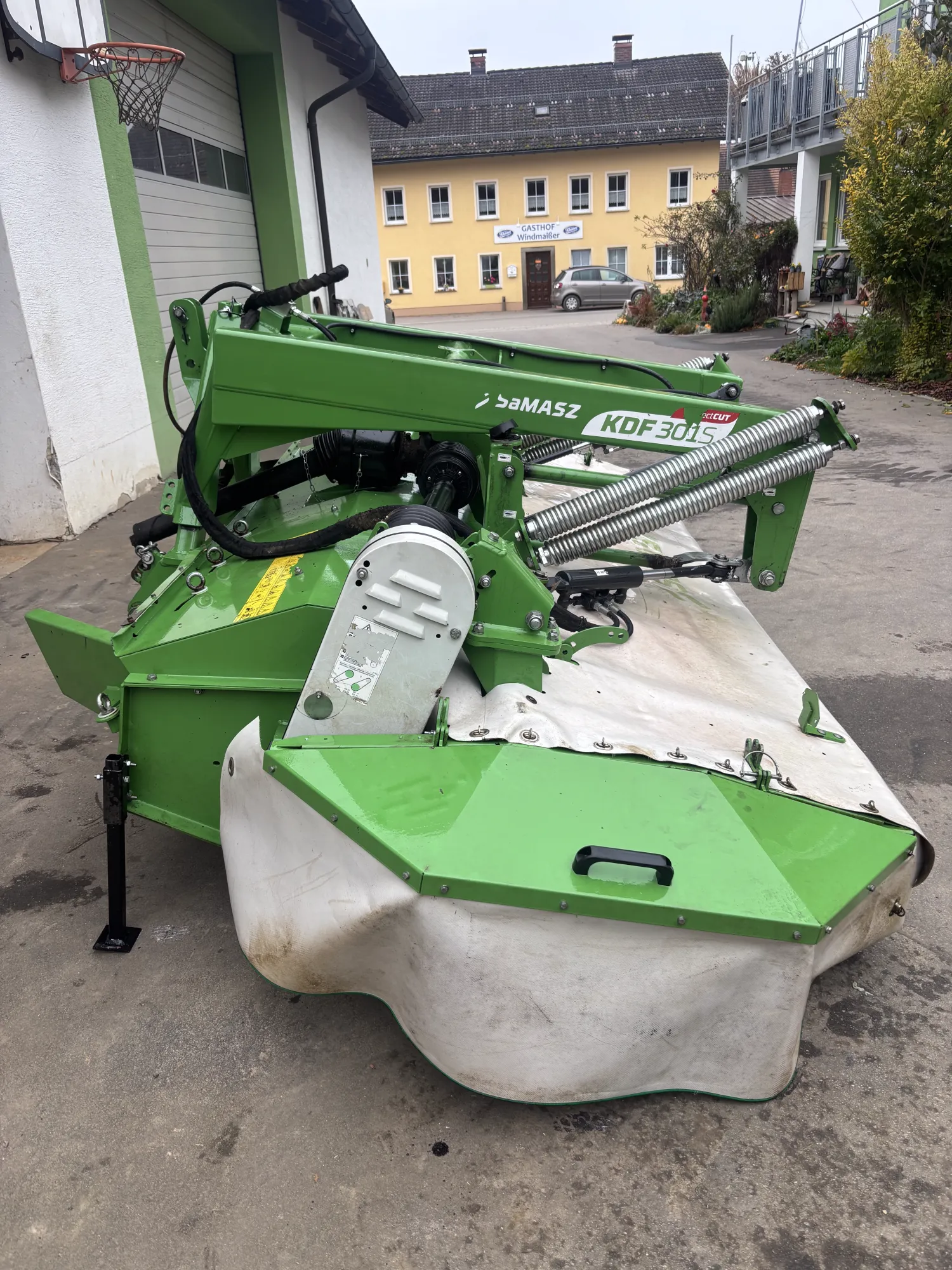 Samasz KDF 301S PerfektCut Front Mower | Farm Equipment