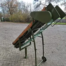 New Box Filling Conveyor 200cm - Efficient Filling | Agri App