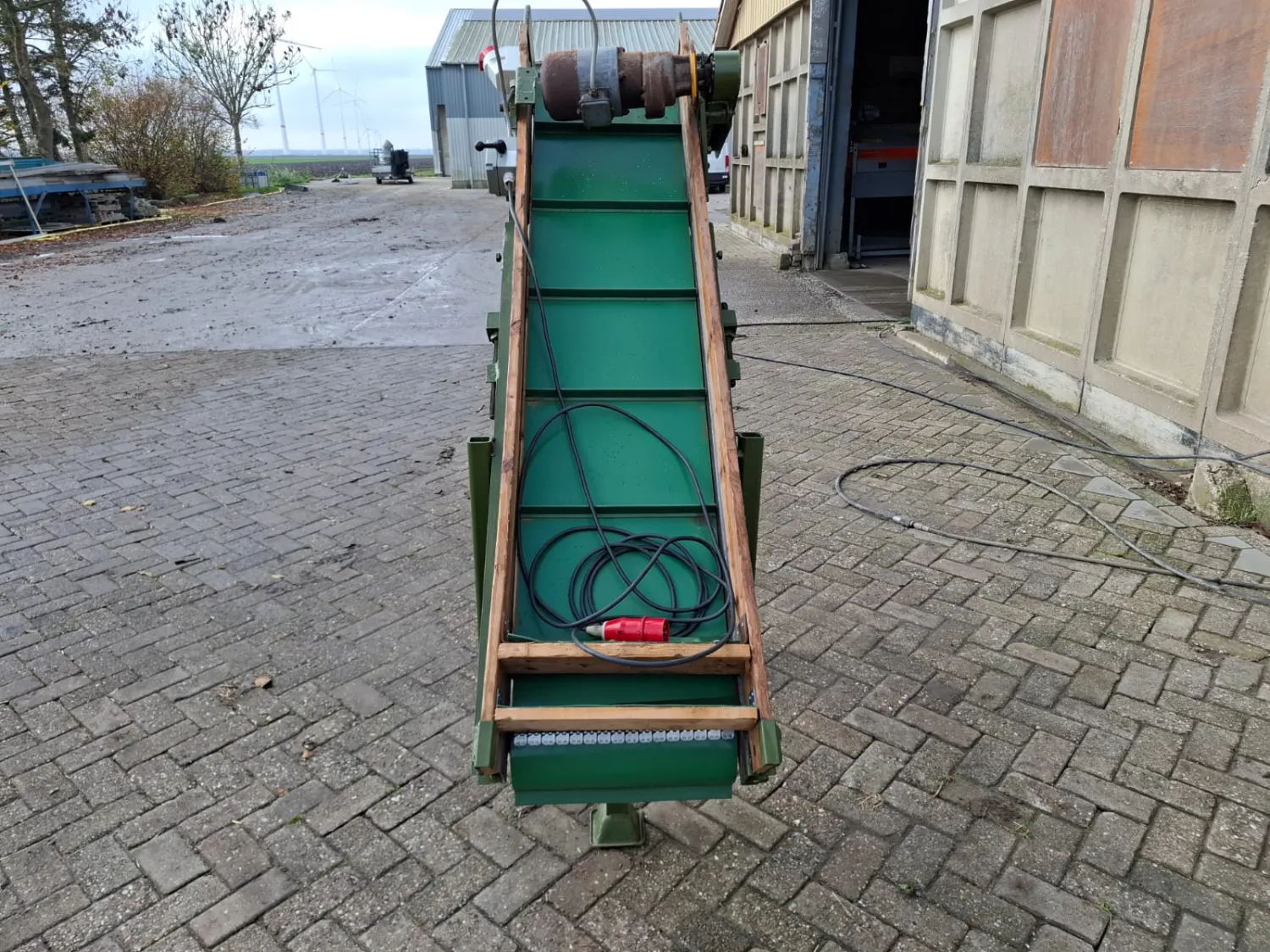 New Box Filling Conveyor 200cm - Efficient Filling | Agri App