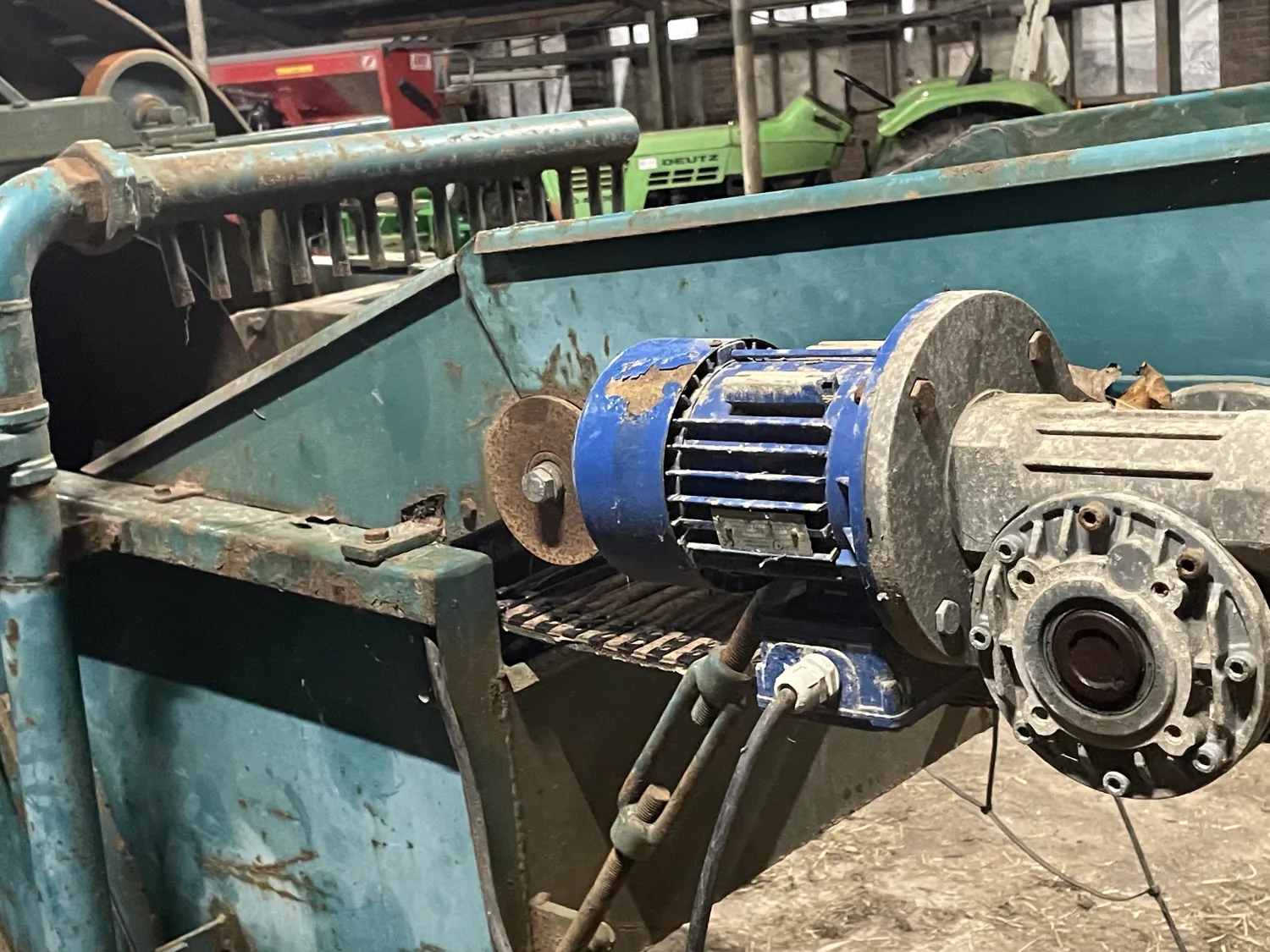 Spoeltrommel met zware pomp te koop