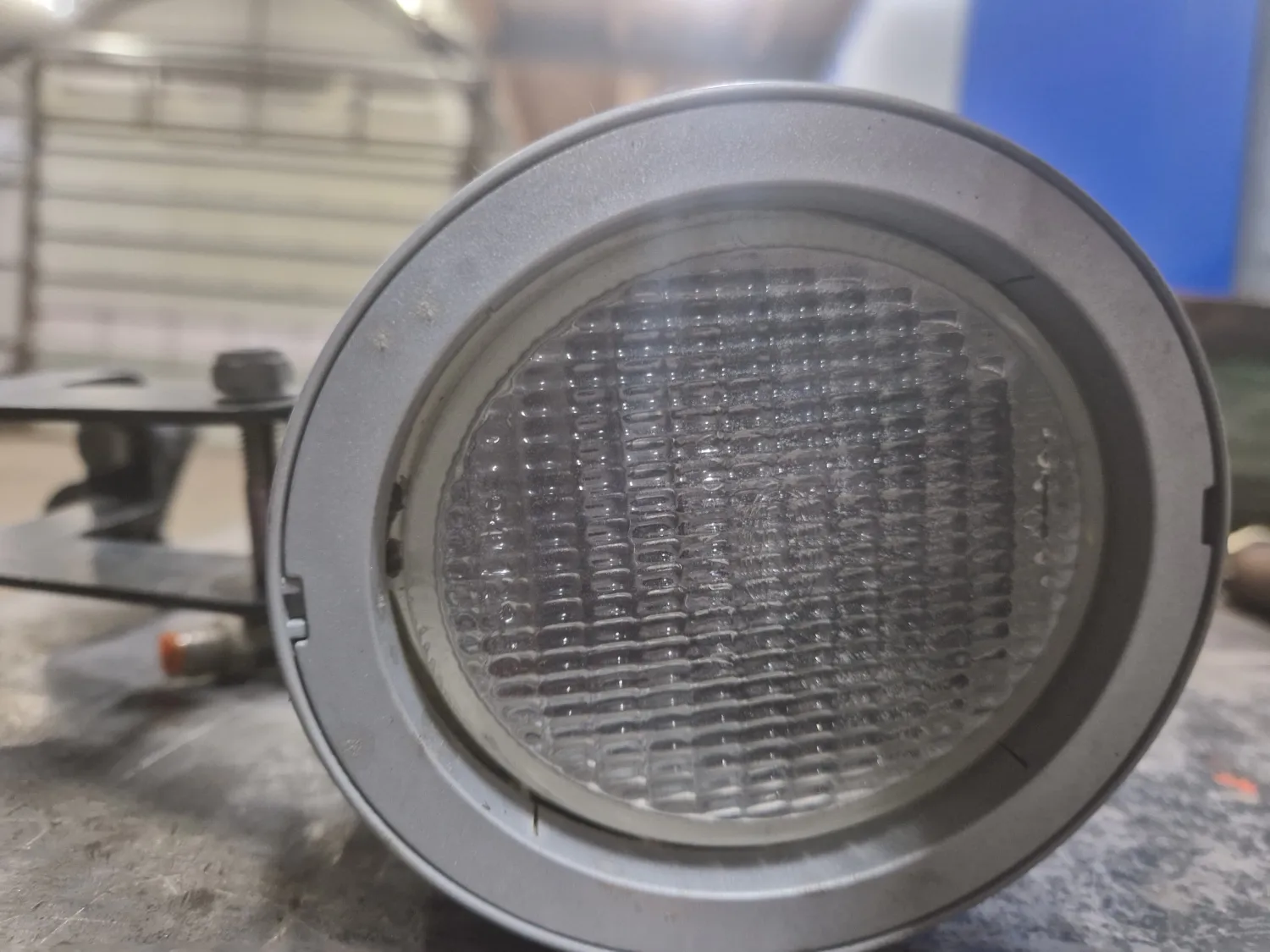 Покривни светлини с скоби | Високо качество | Използвани