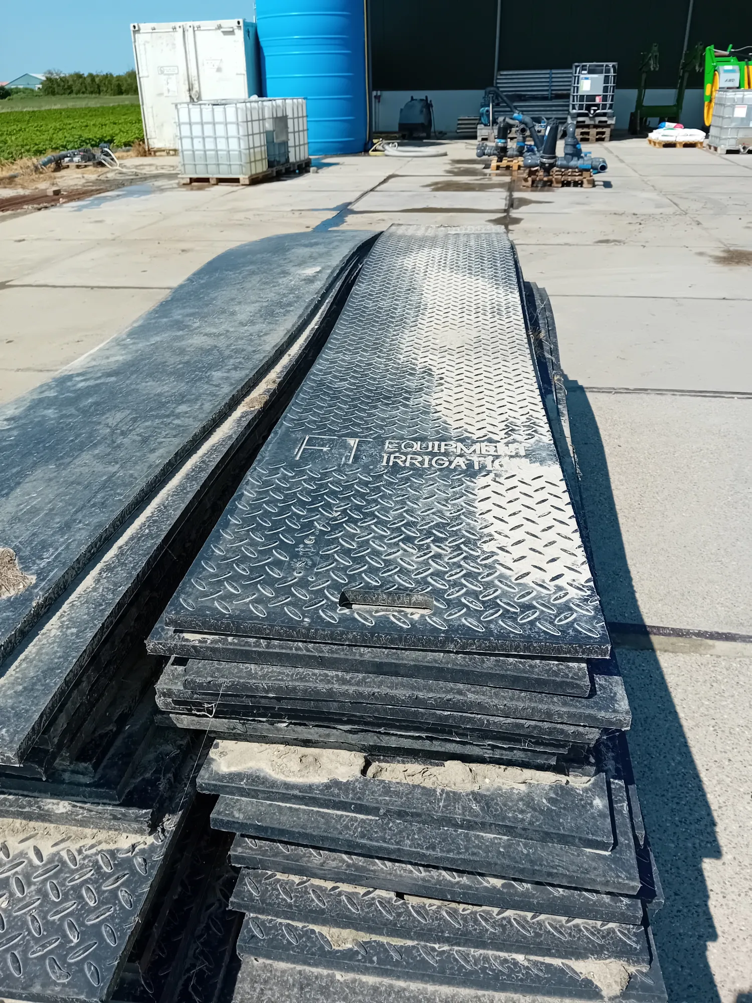 Gebruikte rijplaten 300x50cm - Goede staat - €35/stuk