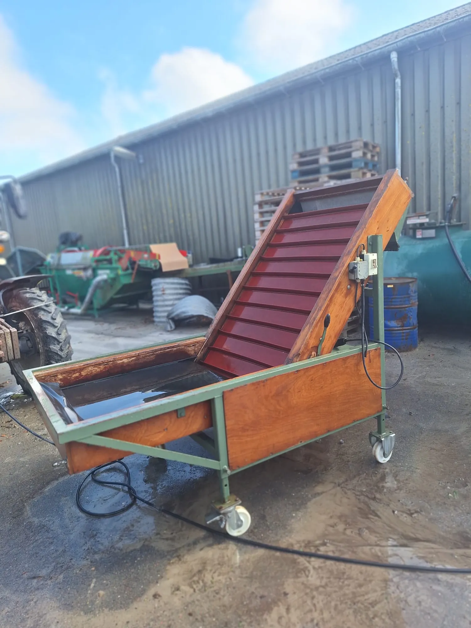 Winda Compas: Szerokość 1 m, silnik dwubiegowy i wariator