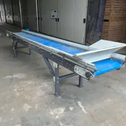 Prawie Nowy Przenośnik Taśmowy Pro-Vega - 4.8m x 60cm - Mało Używany